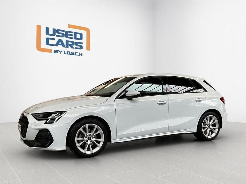 Second-hand Audi A3 S-line plus 150 CP (110 kW) 2024 Alb Berlinǎ