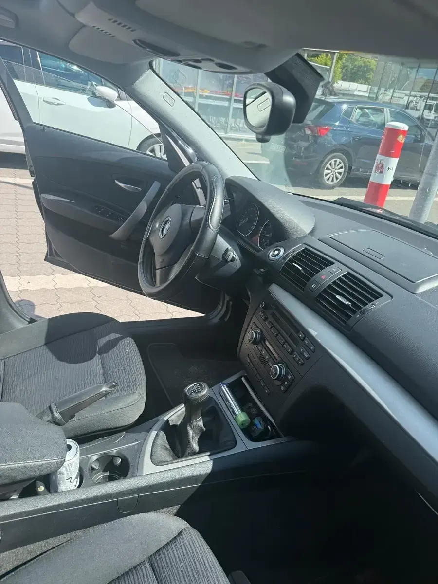 Gebraucht BMW 116 120 PS (88 kW) 2007 Schwarz Kleinwagen