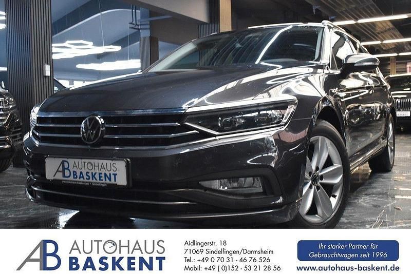 Gebraucht VW Passat 200 PS (147 kW) 2023 Grau Kombi