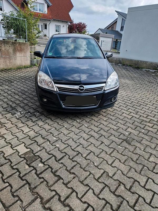 Schwarz Gebraucht 2007 Opel Astra Limousine | 1.500 € (Superpreis) - Bild 1/4