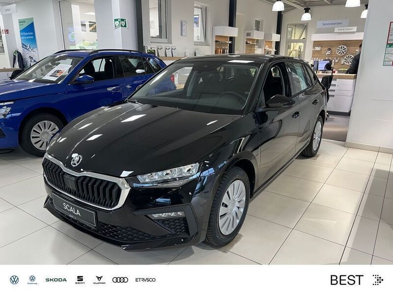Schwarz Neu 2025 Skoda Scala Essence Kleinwagen | 22.090 € (Fairer Preis) - Bild 1/4