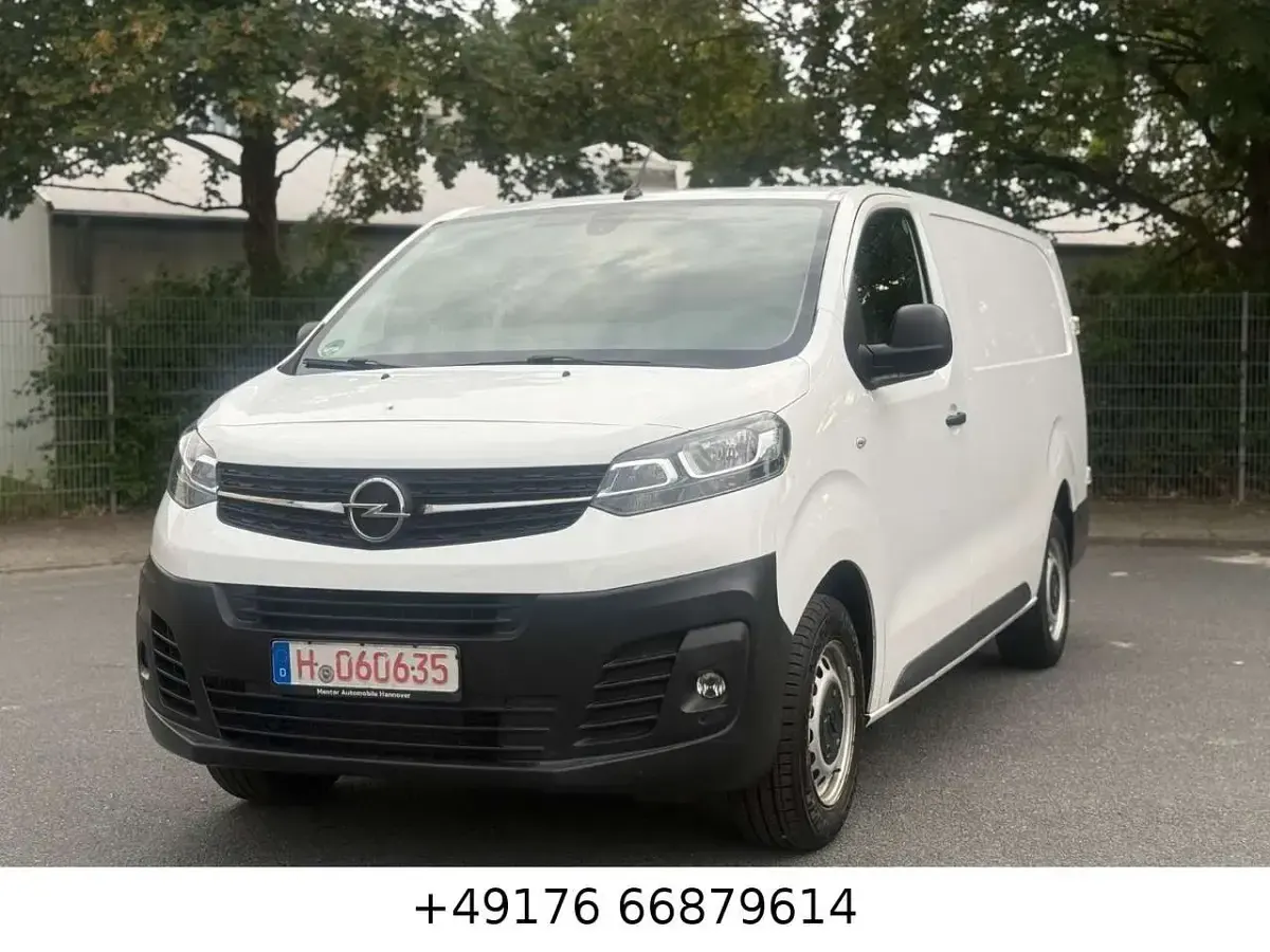 Gebraucht Opel Vivaro-e Combi Edition 122 PS (89 kW) 2021 White jade Van / Kleinbus