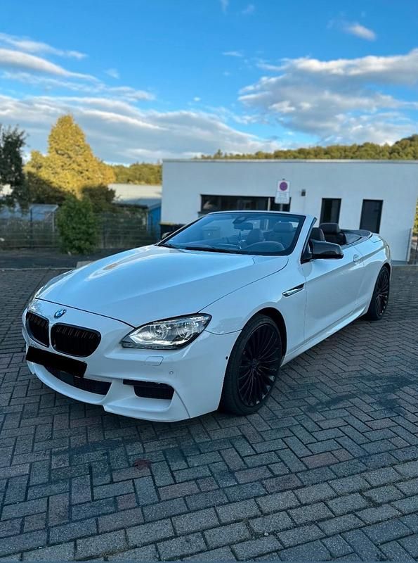 Weiß Gebraucht 2012 BMW 650 Cabriolet Cabrio | 18.900 € - Bild 1/4