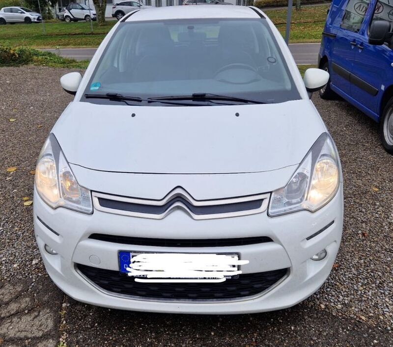 Weiß Gebraucht 2015 Citroën C3 SELECTION Kleinwagen | 4.600 € (Fairer Preis) - Bild 1/4
