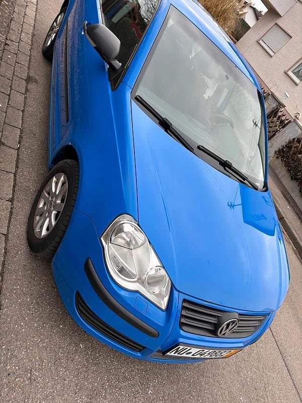 Gebraucht VW Polo 69 PS (50 kW) 2005 Blau Kleinwagen