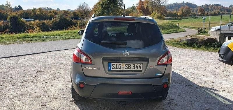 Gebraucht Nissan Qashqai +2 Acenta 131 PS (96 kW) 2012 Grau SUV