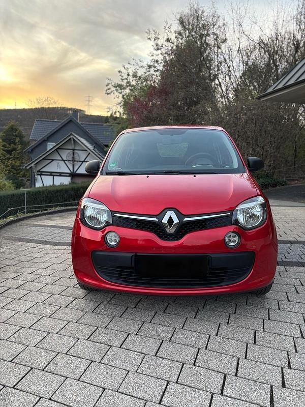 Gebraucht Renault Twingo Life 70 PS (51 kW) 2017 Rot Kleinwagen