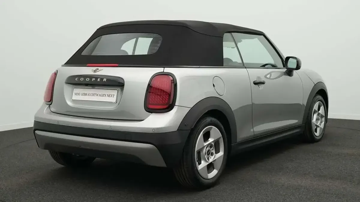 Gebraucht Mini Cooper Cabriolet Classic 163 PS (119 kW) 2025 Grau Cabrio