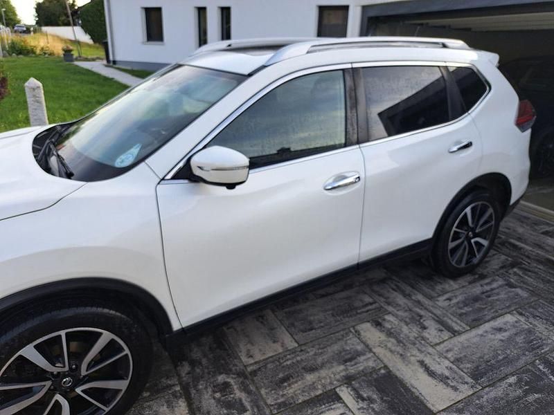 Weiß Gebraucht 2016 Nissan X-Trail 360º SUV | 9.490 € (Guter Preis) - Bild 1/4