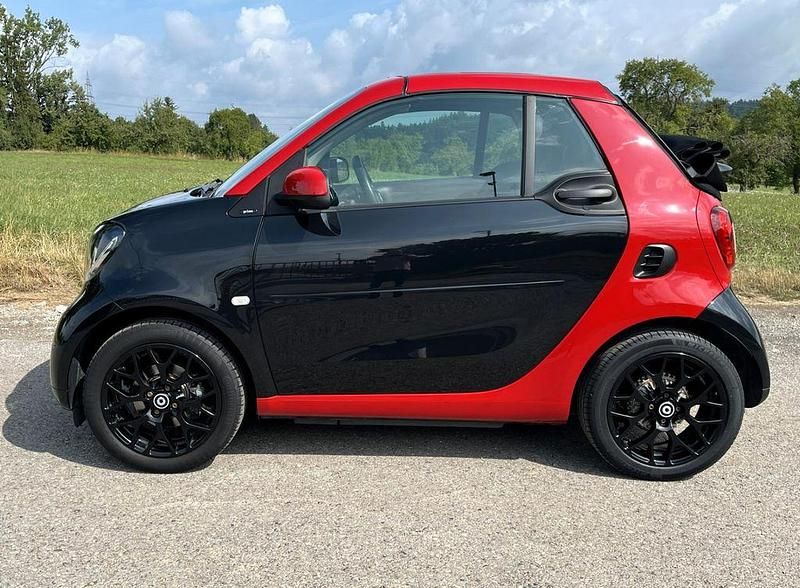 Gebraucht Smart ForTwo Cabrio Prime 90 PS (66 kW) 2018 Schwarz Cabrio