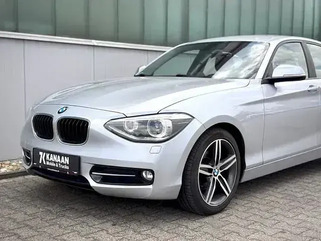 Gebraucht BMW 116 Sport Line 136 PS (100 kW) 2012 Silber Kleinwagen