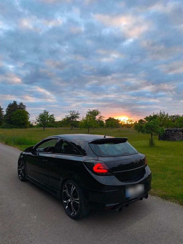 Gebraucht Opel Astra GTC OPC 200 PS (147 kW) 2006 Schwarz Coupé