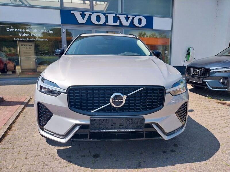 Silver dawn / metallic Gebraucht 2024 Volvo XC60 Plus SUV | 45.900 € (Fairer Preis) - Bild 1/4