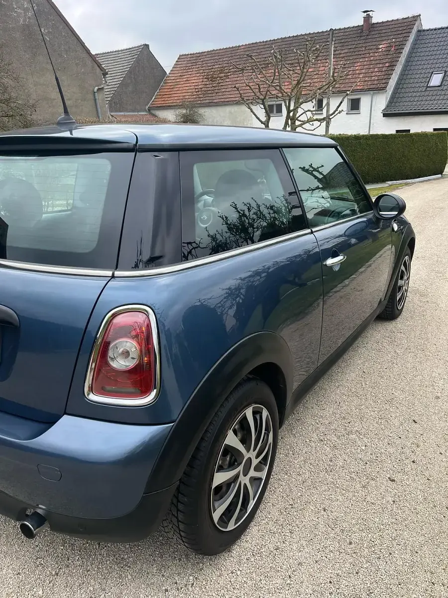 Usata Mini ONE 95 CV (69 kW) 2009 Blu Utilitaria