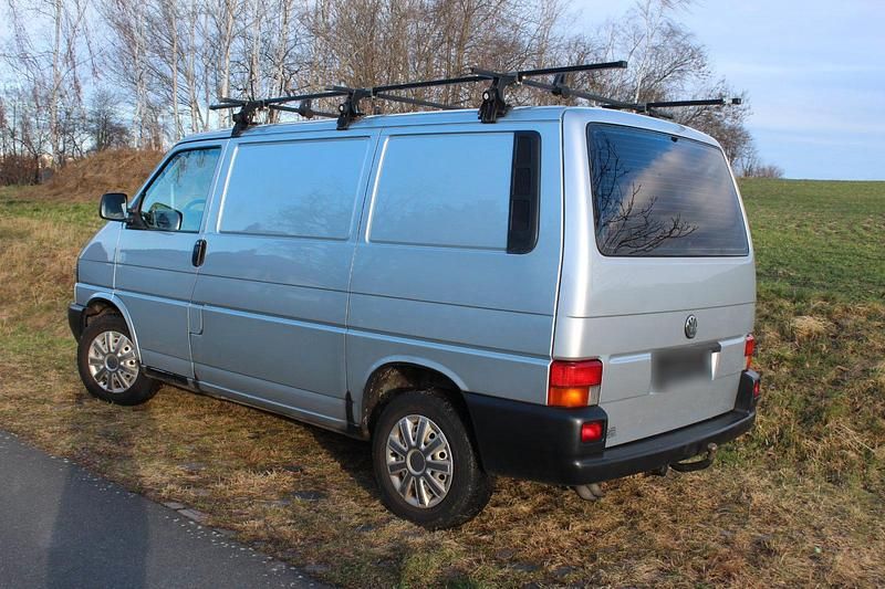 Gebraucht VW Transporter 102 PS (75 kW) 2002 Silber Van