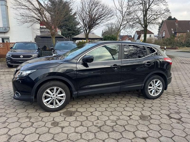 Gebraucht Nissan Qashqai 360º 116 PS (85 kW) 2016 Schwarz SUV