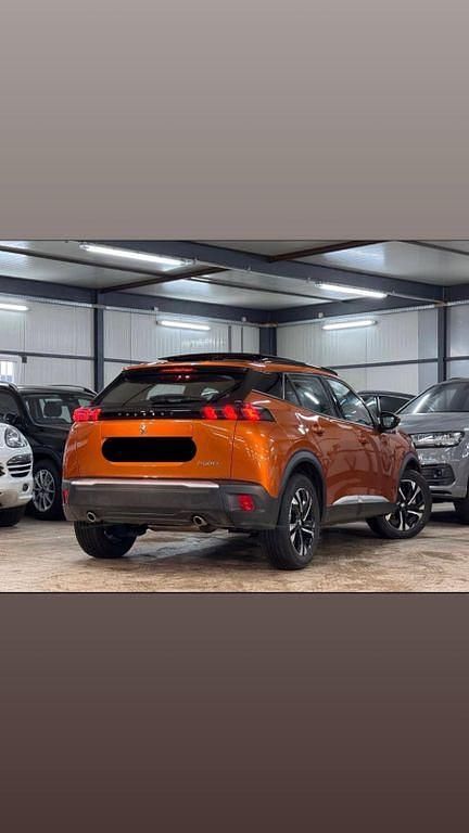 Gebraucht Peugeot 2008 Active 101 PS (74 kW) 2024 Orange SUV