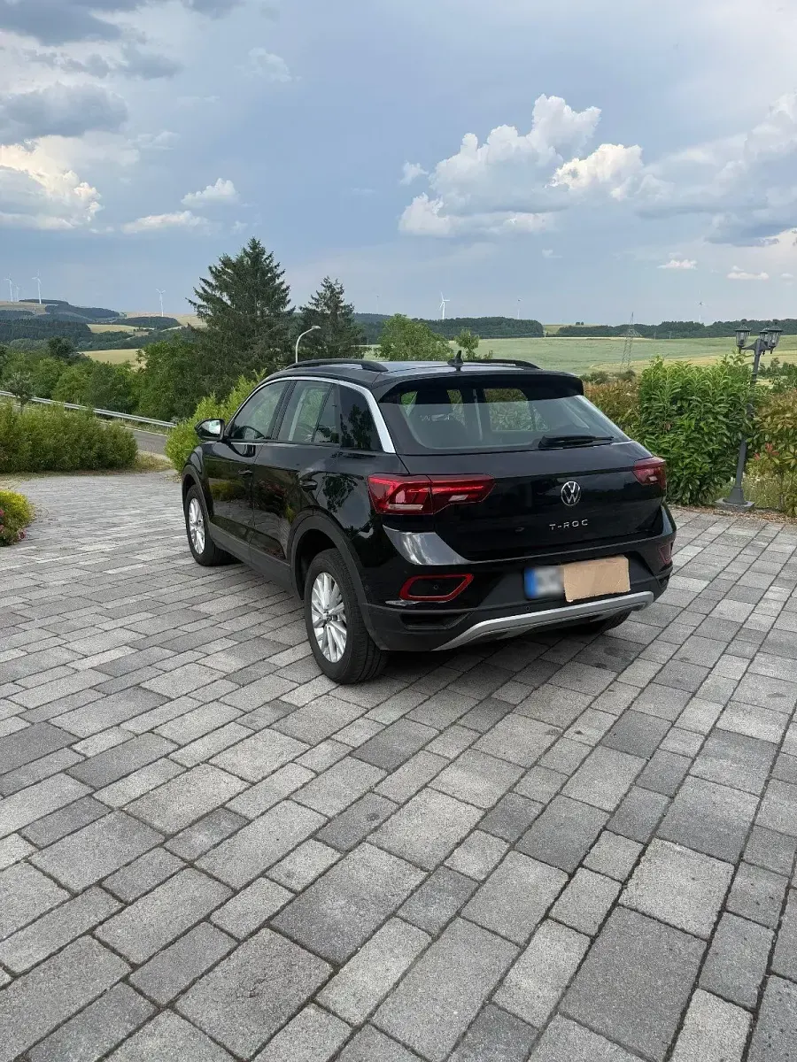 Gebraucht VW T-Roc 110 PS (80 kW) 2023 Schwarz SUV