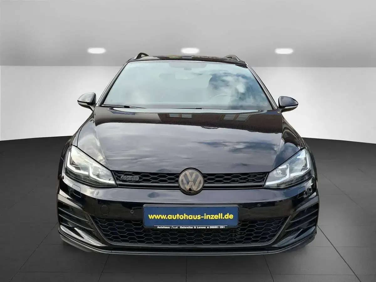 Gebraucht VW Golf VII GTD 184 PS (135 kW) 2018 Deep black perleffekt Kombi