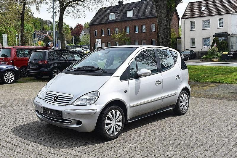 Silber Gebraucht 2003 Mercedes A140 Elegance Limousine | 650 € (Superpreis) - Bild 1/4