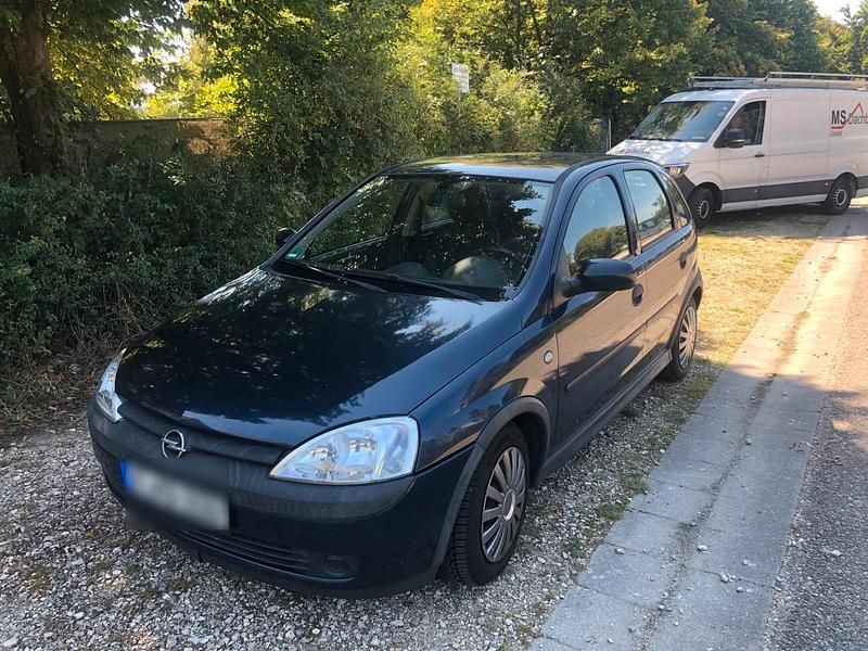 Blau Gebraucht 2002 Opel Corsa Kleinwagen | 350 € (Superpreis) - Bild 1/4