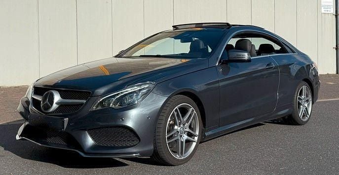 Grau Gebraucht 2014 Mercedes E250 AMG Coupé | 19.800 € (Etwas zu teuer) - Bild 1/4