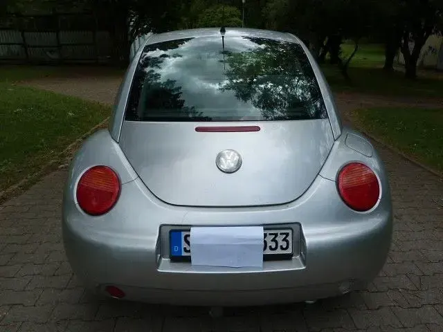 Gebraucht VW Beetle 102 PS (75 kW) 2001 Rot Kleinwagen