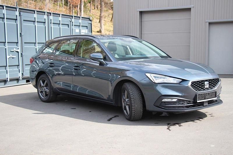 Gebraucht Seat Leon Style 150 PS (110 kW) 2021 Grau Kombi