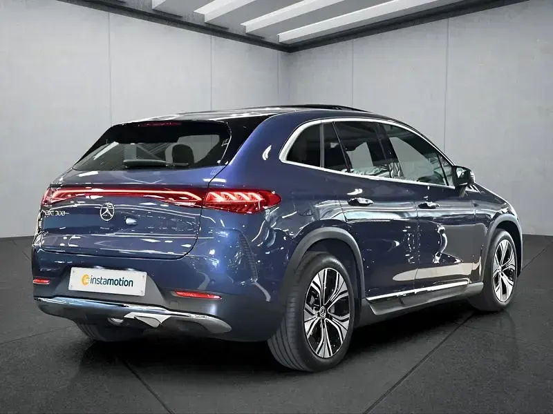Gebraucht Mercedes EQE300 180 kW (245 PS) 2025 Blau Limousine