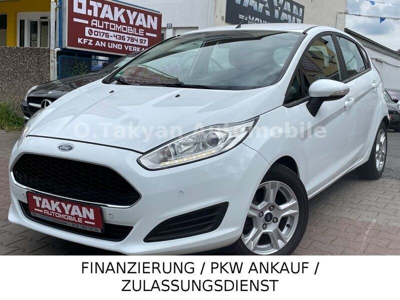 Gebraucht Ford Fiesta Trend 95 PS (69 kW) 2016 Weiß Kleinwagen