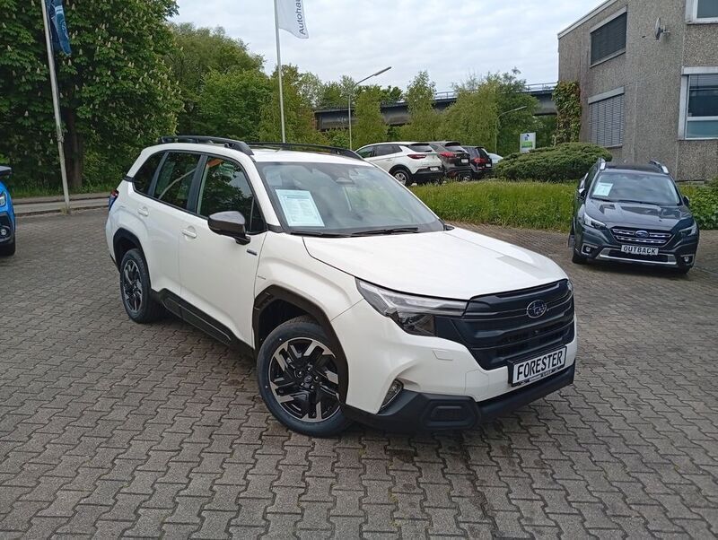 Weiß Neu 2025 Subaru Forester Exclusive+ SUV | 41.990 € (Fairer Preis) - Bild 1/4