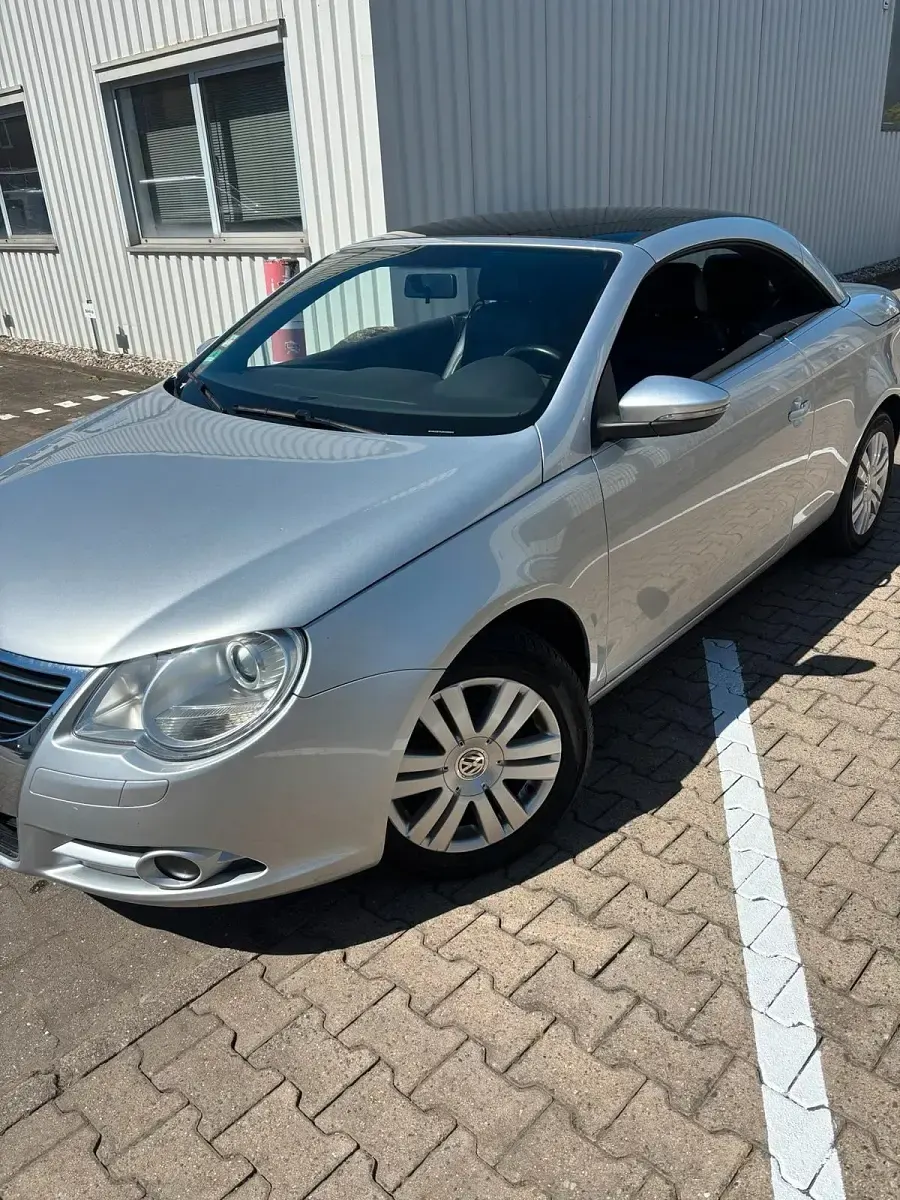 Gebraucht VW Eos 140 PS (102 kW) 2008 Grau Cabrio