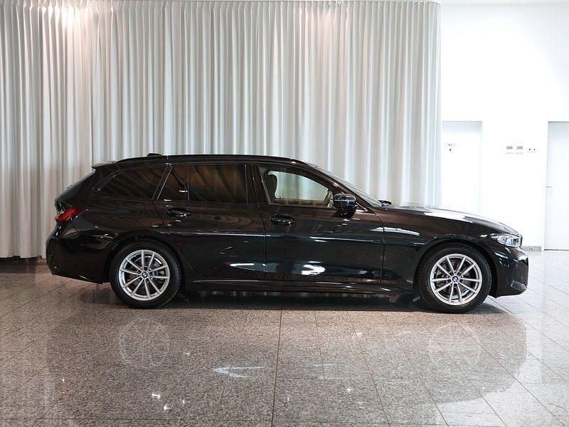 Gebraucht BMW 320 M Sport 190 PS (139 kW) 2025 Schwarz Limousine