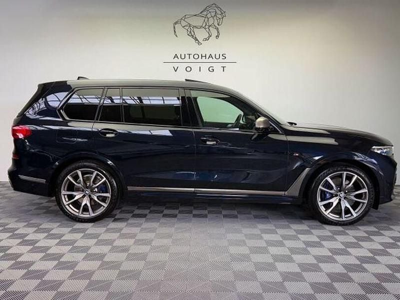 Gebraucht BMW X7 Performance 400 PS (294 kW) 2019 Carbonschwarz metallic SUV
