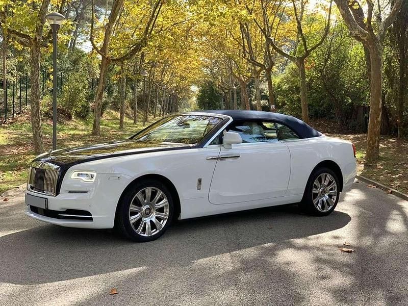 Gebraucht Rolls Royce Dawn 571 PS (419 kW) 2018 Arctic white Cabrio