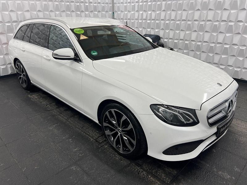 Gebraucht Mercedes E250 Avantgarde 211 PS (155 kW) 2018 Weiß Kombi