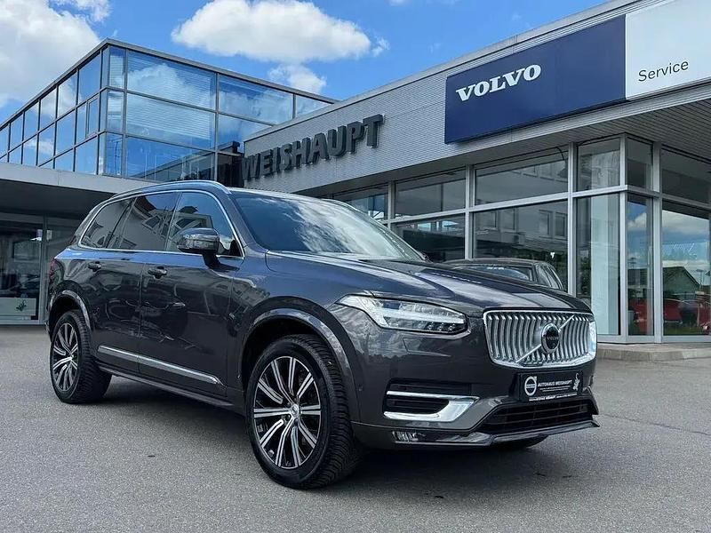Grau Gebraucht 2023 Volvo XC90 Plus SUV | 59.900 € (Fairer Preis) - Bild 1/4