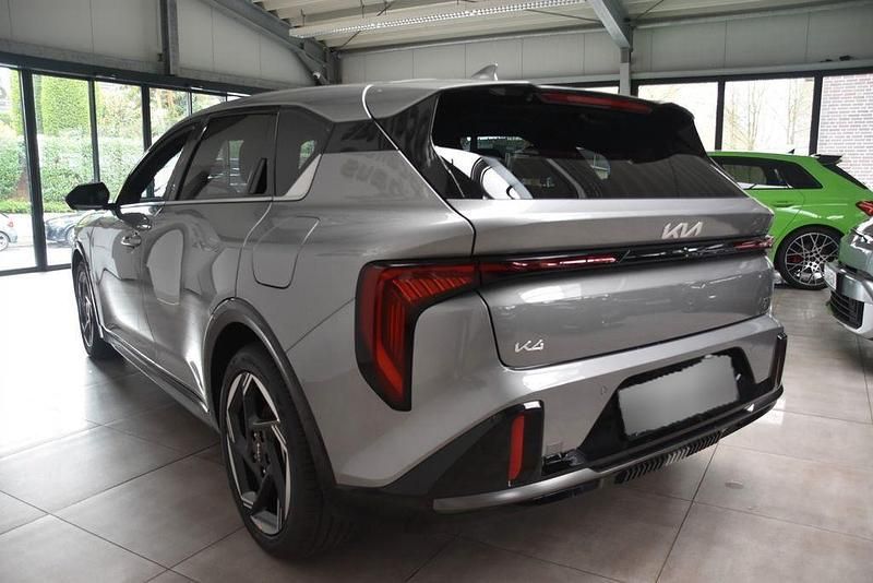 Neu Kia K4 GT-Line 116 PS (85 kW) 2026 Grau metallic