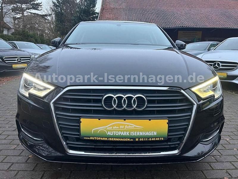 Gebraucht Audi A3 Design 190 PS (139 kW) 2018 Schwarz Limousine