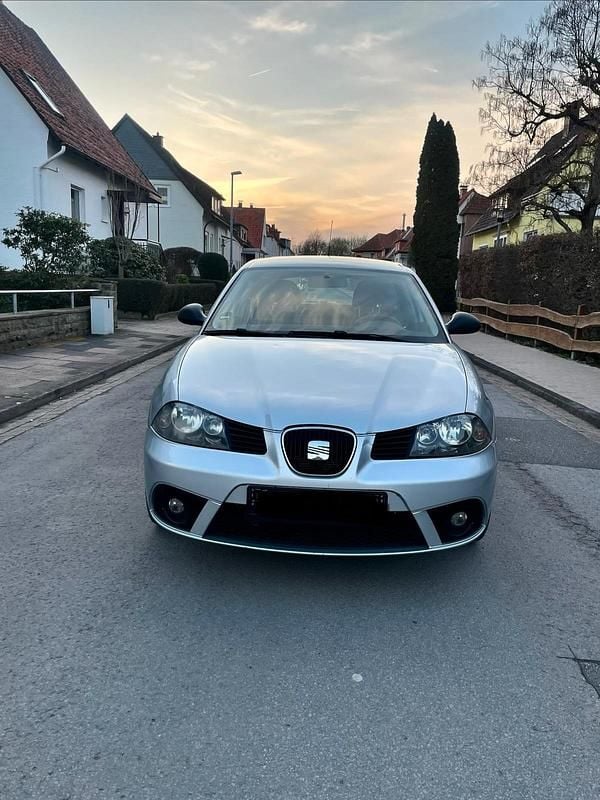 Gebraucht Seat Ibiza 84 PS (61 kW) 2008 Silber Kleinwagen