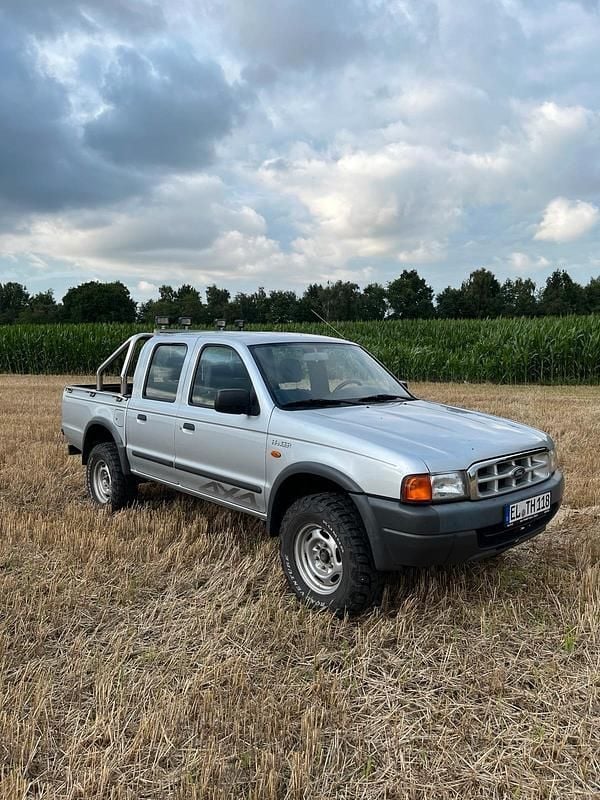 Silber Gebraucht 2001 Ford Ranger Abholung | 9.700 € (Teuer) - Bild 1/4