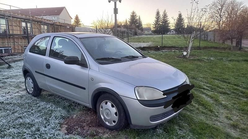 Silber Gebraucht 2001 Opel Corsa Kleinwagen | 450 € (Superpreis) - Bild 1/4