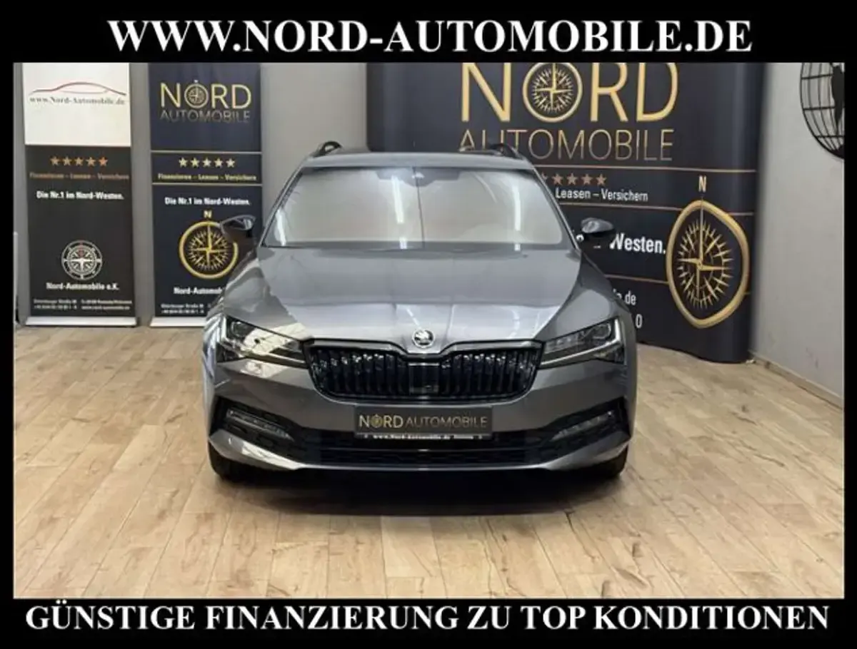 Gebraucht Skoda Superb SportLine 150 PS (110 kW) 2022 Graphitegrau metallic (metallic) Kombi