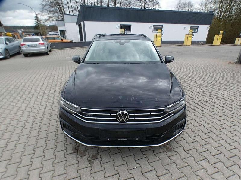 Gebraucht VW Passat GTE 218 PS (160 kW) 2021 Deep black perleffekt Kombi