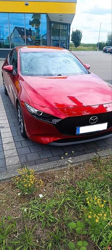 Rot Gebraucht 2019 Mazda 3 Limousine | 17.999 € (Fairer Preis) - Bild 1/4