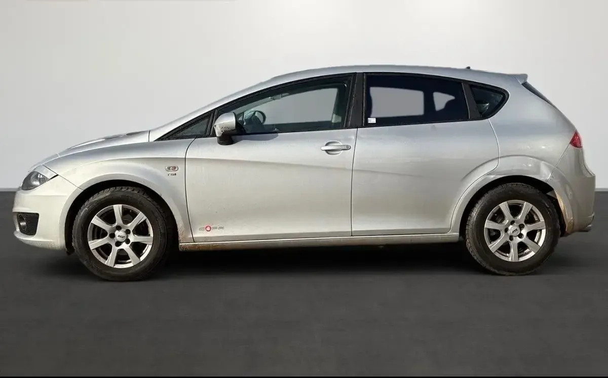 Gebraucht Seat Leon Ecomotive 139 PS (102 kW) 2012 Silber Kombi