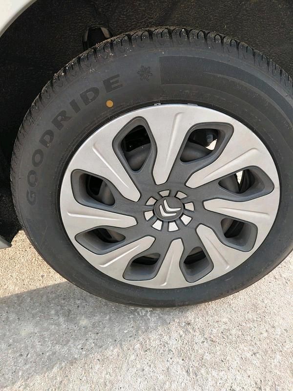 Gebraucht Citroën C3 99 PS (72 kW) 2015 Silber Limousine