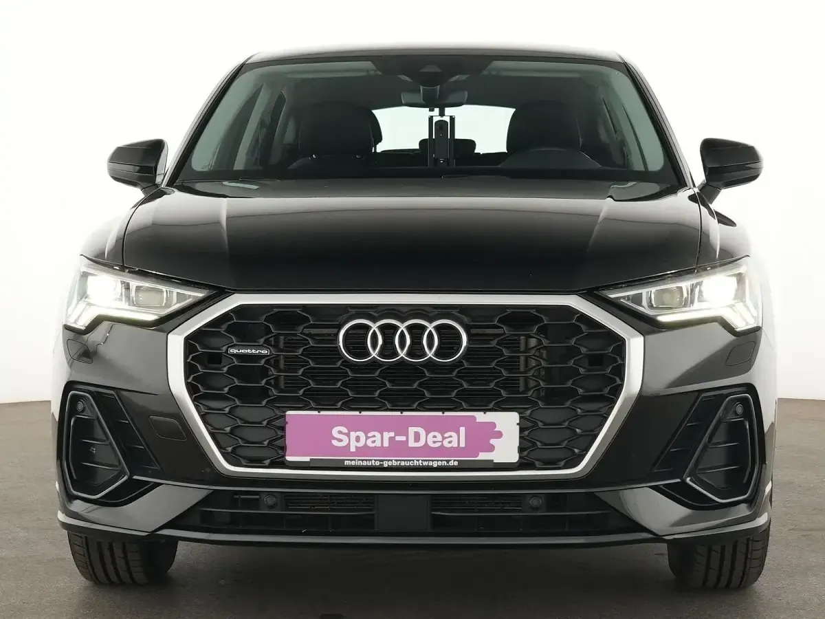 Gebraucht Audi Q3 Sportback Business 200 PS (147 kW) 2022 Mythosschwarz SUV