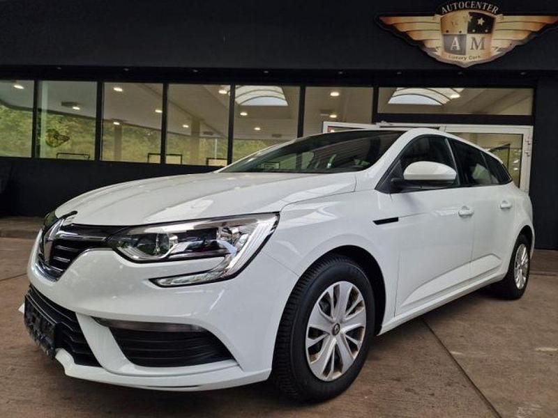 Gletscherweiss Gebraucht 2018 Renault Mégane GrandTour Life Kombi | 9.800 € (Guter Preis) - Bild 1/4