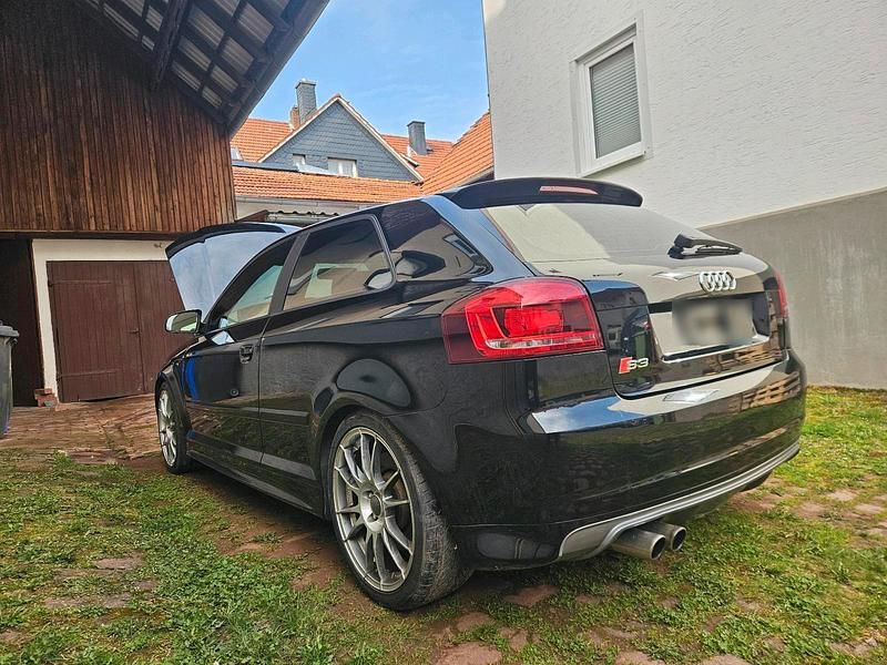 Gebraucht Audi S3 265 PS (194 kW) 2007 Schwarz Kleinwagen